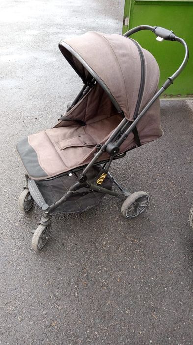 Детская коляска обращаться по номеру