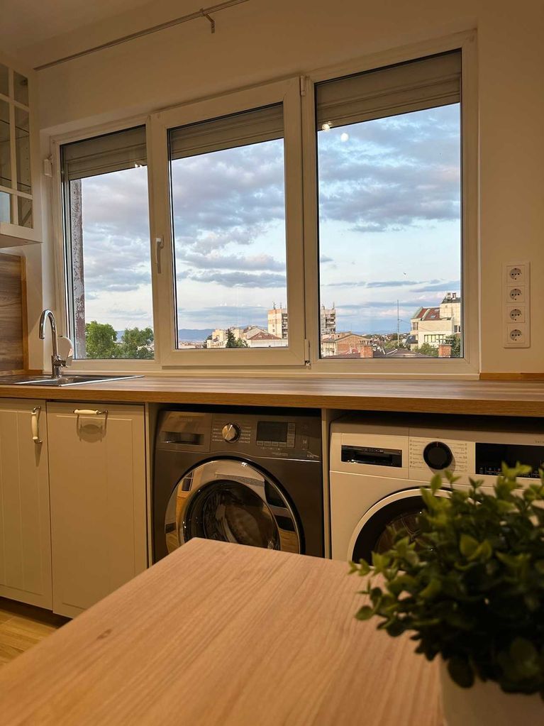 Дава се под наем Двустаен апартамент в София, Лозенец - 37 кв.м за 550 € - Снимка #5
