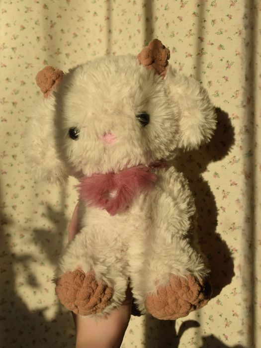 Вязаная игрушка козленок