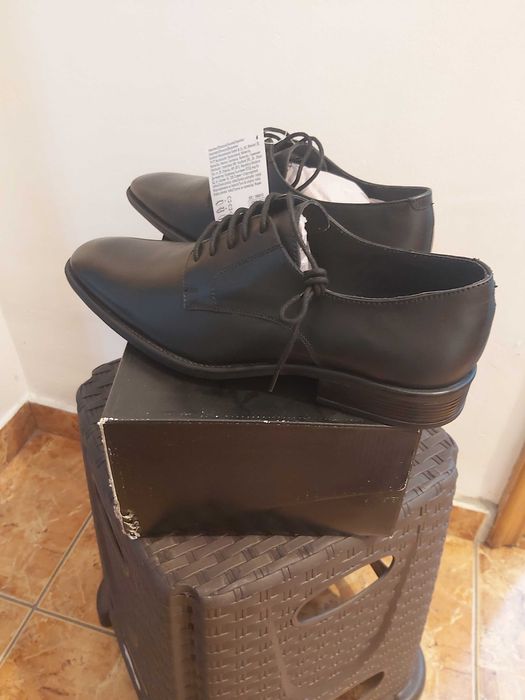 Pantofi din piele pt barbat masura 42 (produs NOU) Germania