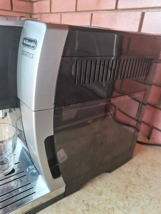 Aparat de cafea DeLonghi