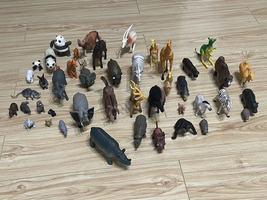 Figurine animale salbatice si domestice din plastic