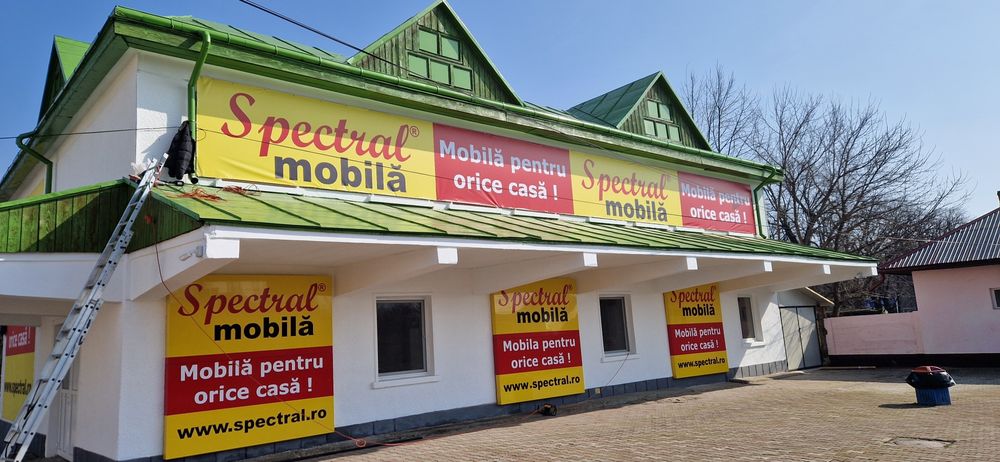 Imprimare banner, autocolant, canvas, etichete, vitrine si indoor