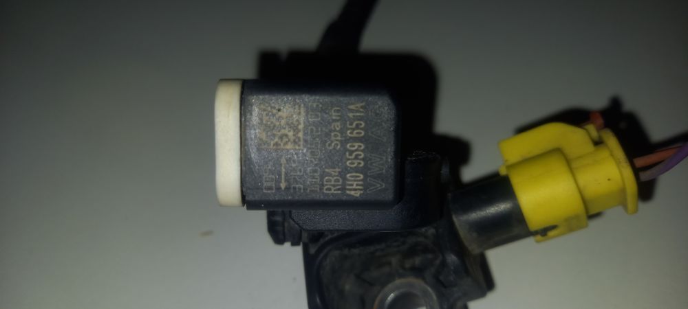 Senzor airbag audi  Q7 a4 a5 A6 A8 c7 4g 4h0959651