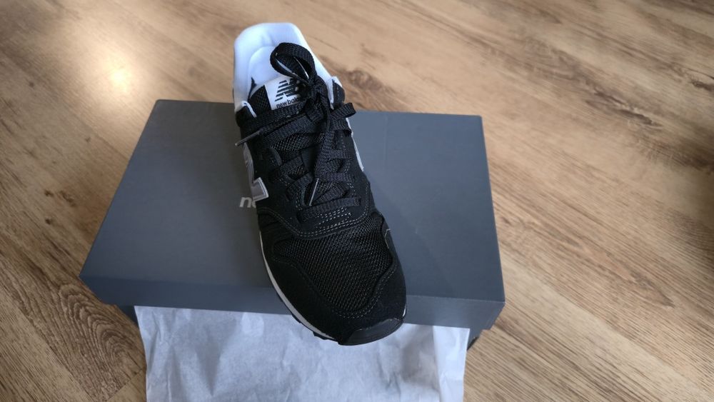 New Balance 373 Noi Adidasi Originali Nr. 43 In Cutie