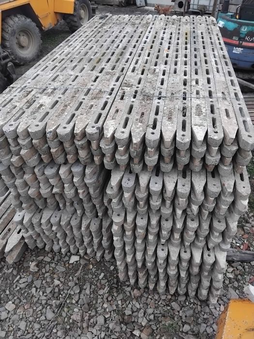 Stilpi din beton