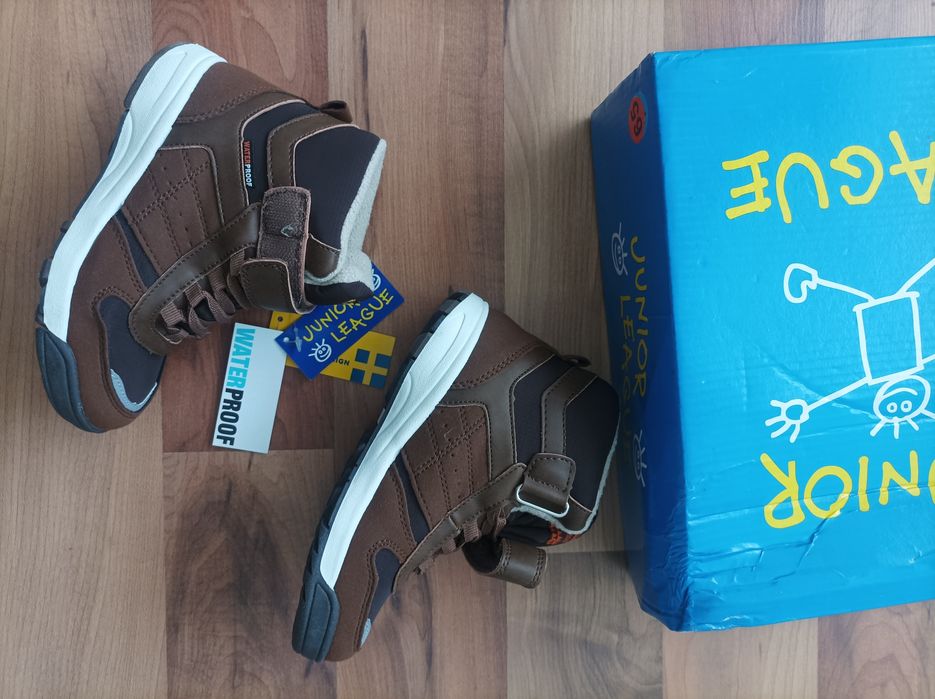 2чифта нови водоустойчиви ботушки N28