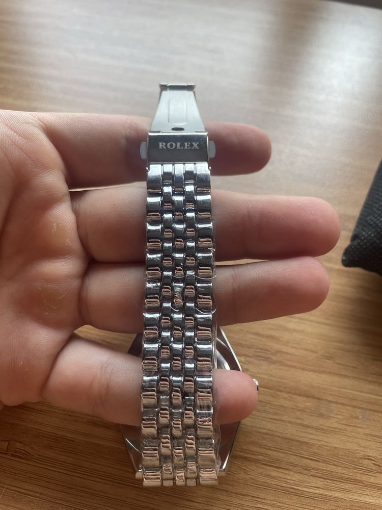 Часовник rolex oyster perpetual