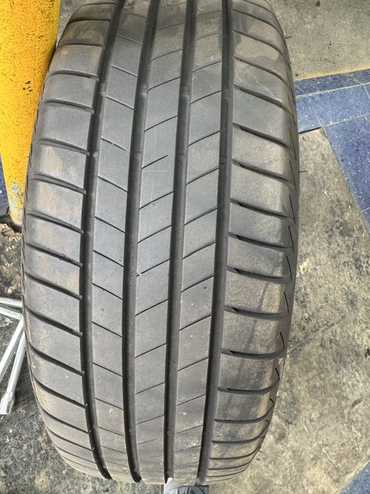 215/60/16  bridgestone