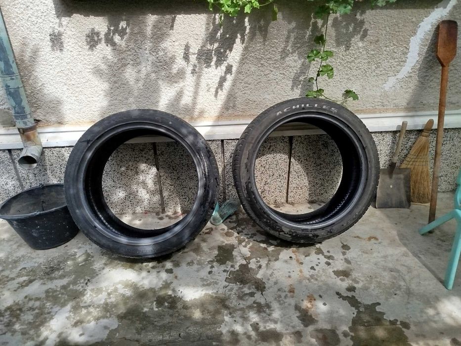 Продавам 4 броя гуми 275/40/22