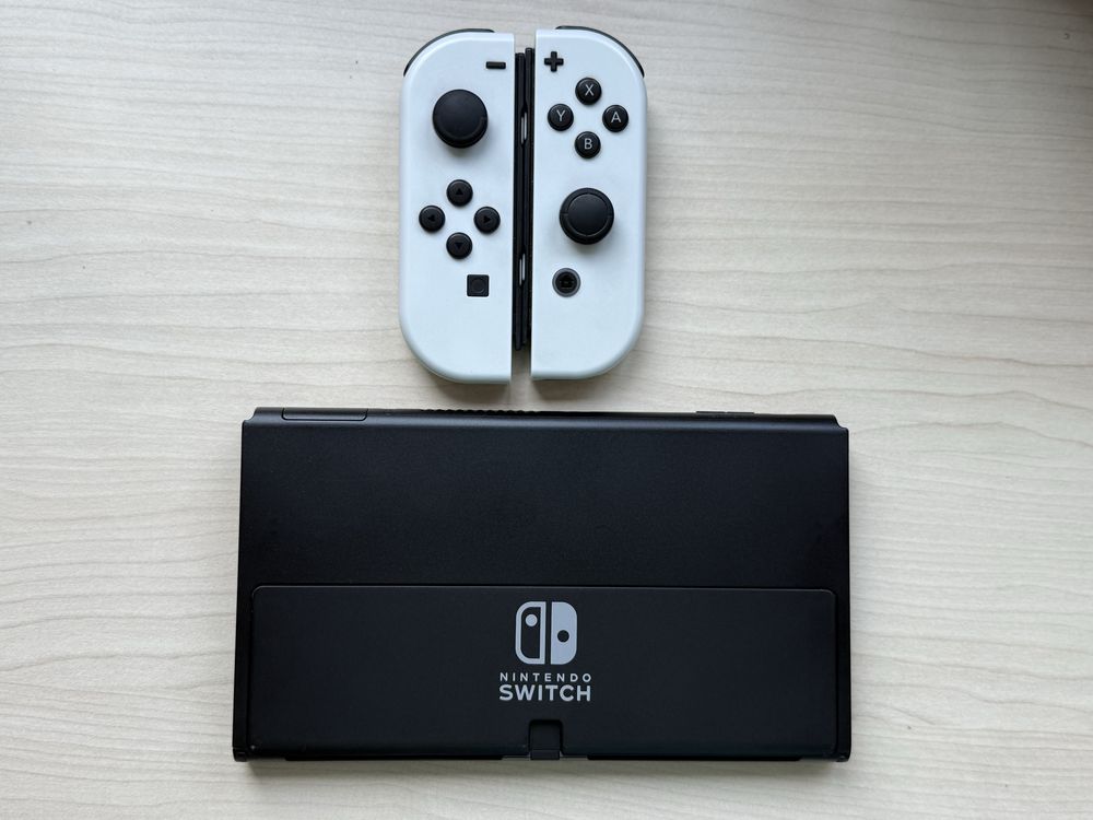 Pachet complet Nintendo Switch OLED - Mario Edition