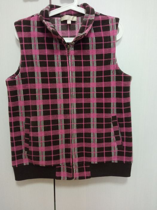 Женская флисовая безрукавка размер М