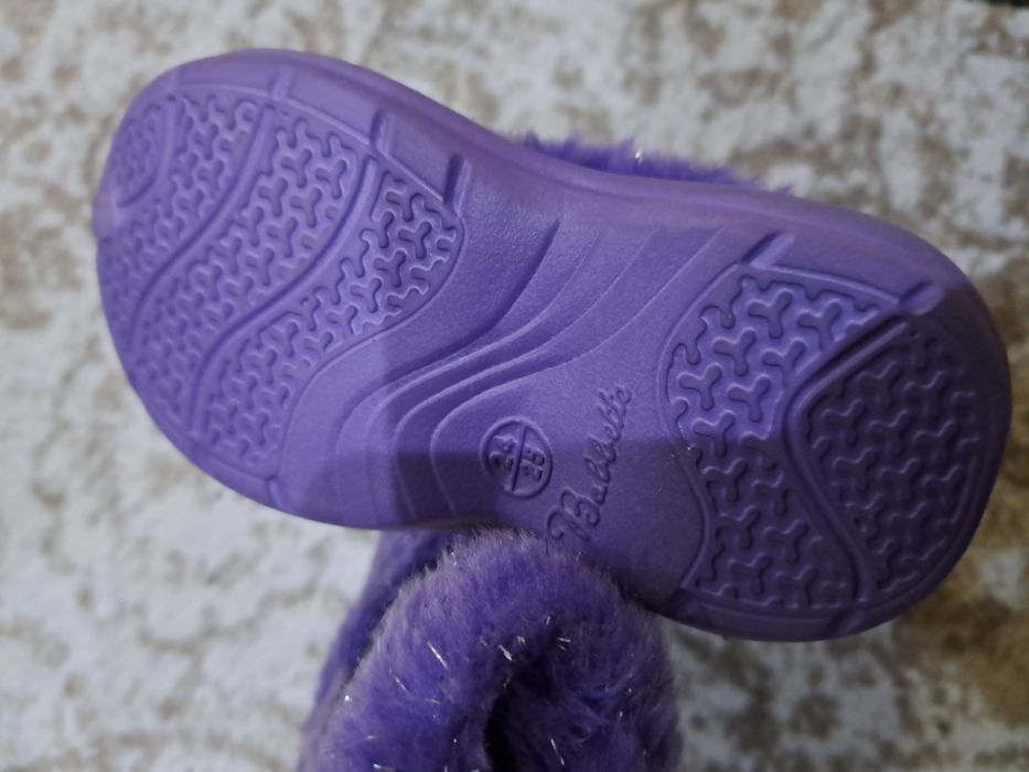 Cizme  fetițe mărimea 24/25,