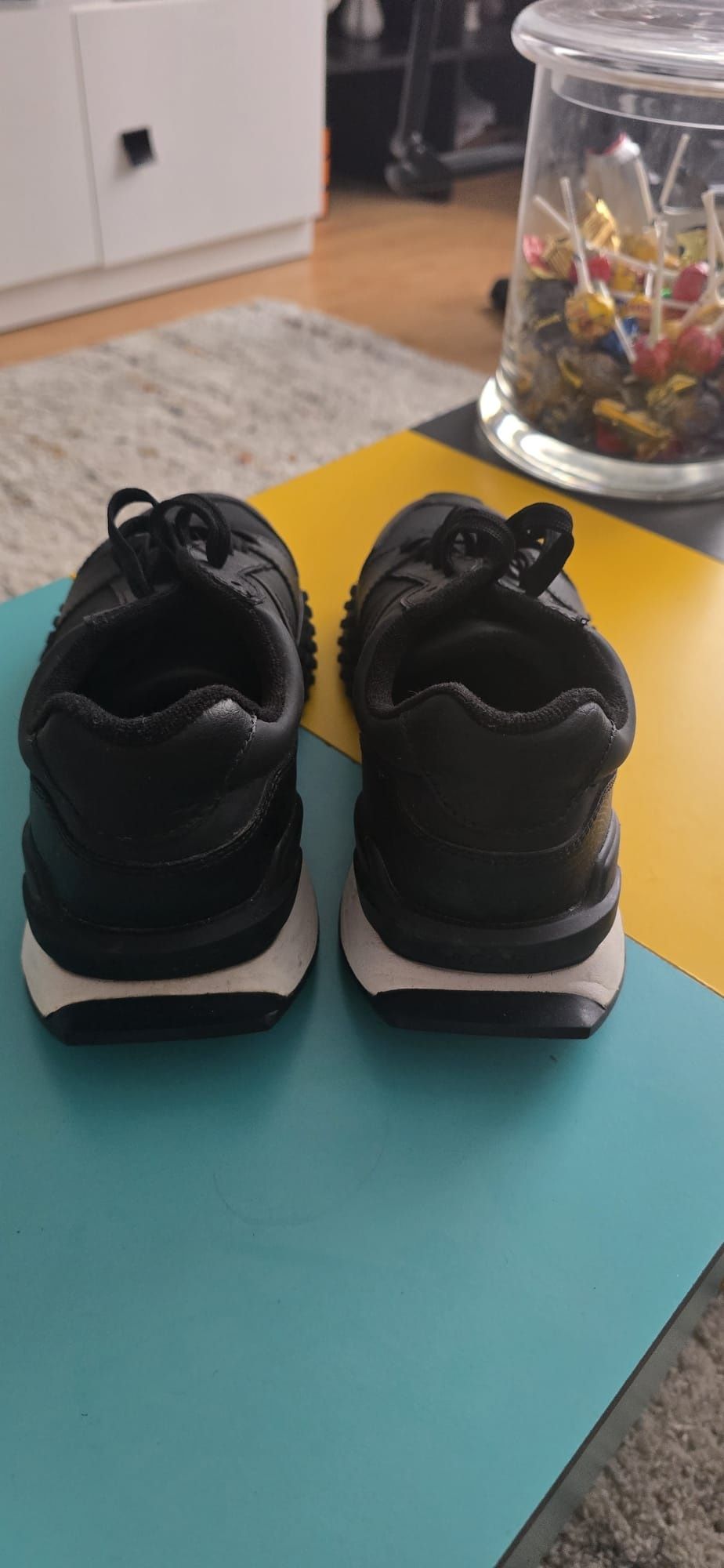 Adidasi Lacoste 41