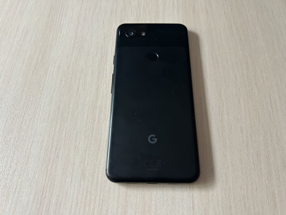 Продавам Google Pixel 3a 64/4GB