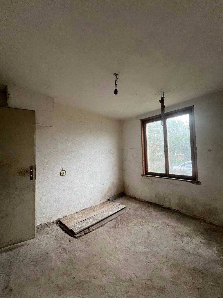 Продава се Къща в с. Голема Раковица, Област София-област - 192 кв.м за 365 €/кв.м - Снимка #8