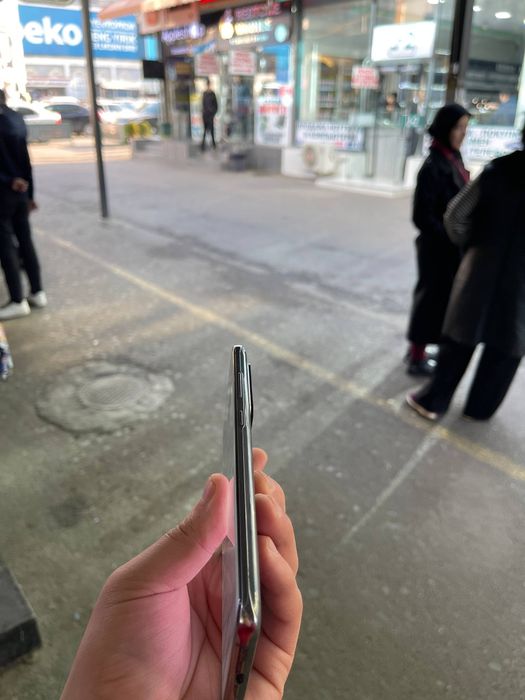 Samsung galaxy s20 ultra 12,256 tali