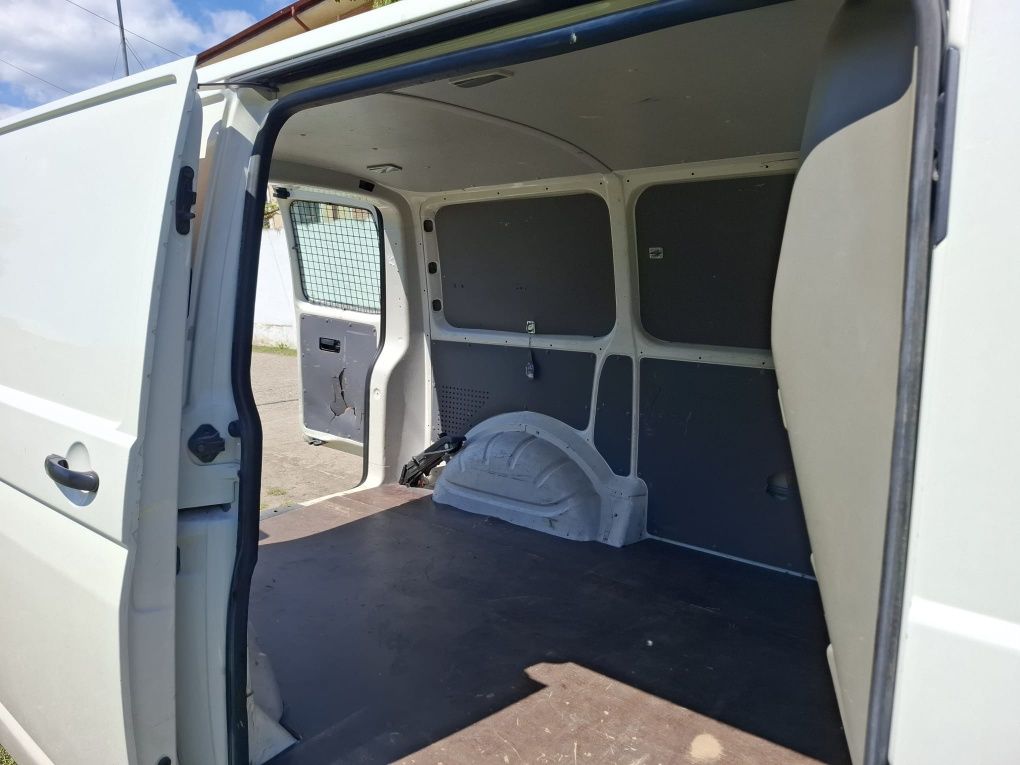 Vând Vw T5 ,motor 1.9 ,,2010 euro 5