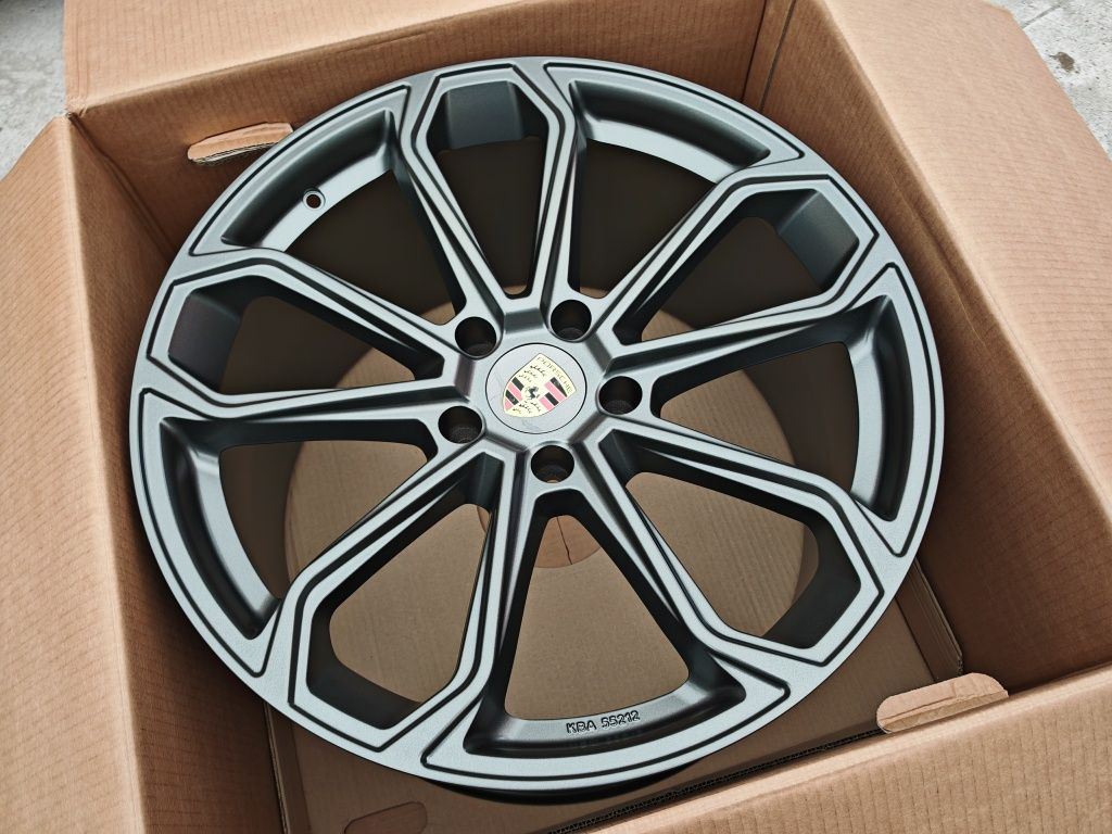 Vand jante de aliaj pentru Porsche Cayenne pe 21 marca gmp italia