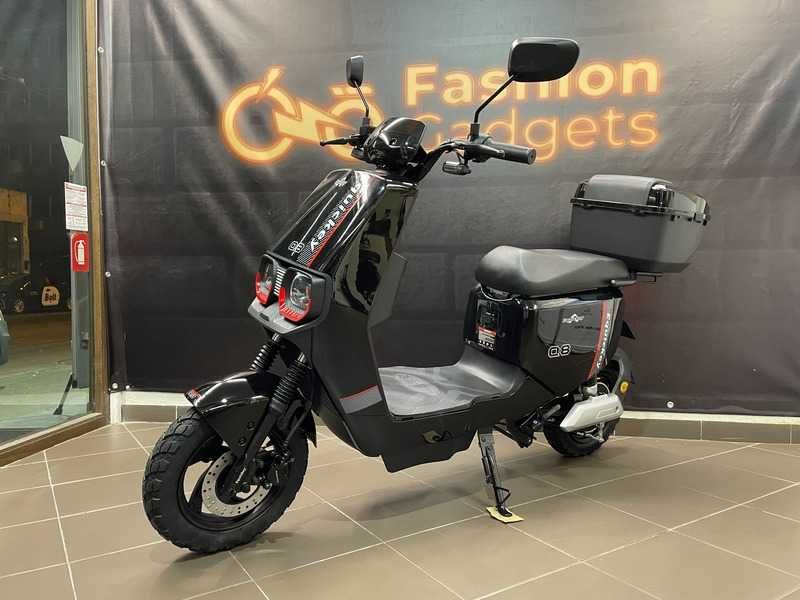 Scuter Electric EQUICKEY Q8 2000W 25 km/h Autonomie 120 km FĂRĂ PERMIS