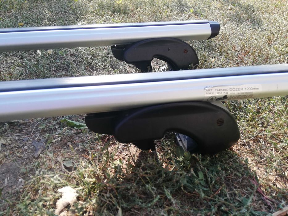 Алуминиев багажник - релси Menabo за комби