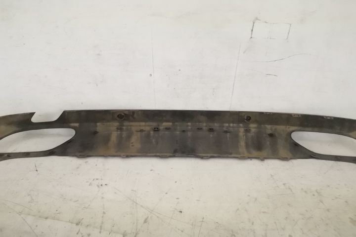 Спойлер Задна Броня Оригинален Със Сензори И Декоративен Елемент В Доб