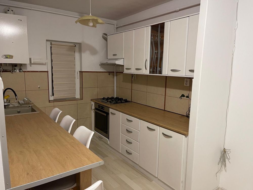 Apartament cu o camera de inchiriat