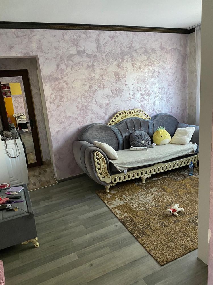 Apartament cu 3 camere
