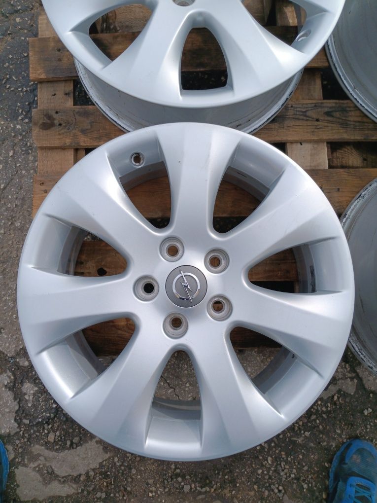 Джанти 17" 5×115 за Opel Astra Zafira / Опел Астра Зафира