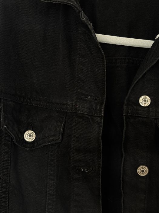 Пролетни якета Stradivarius и Waikiki