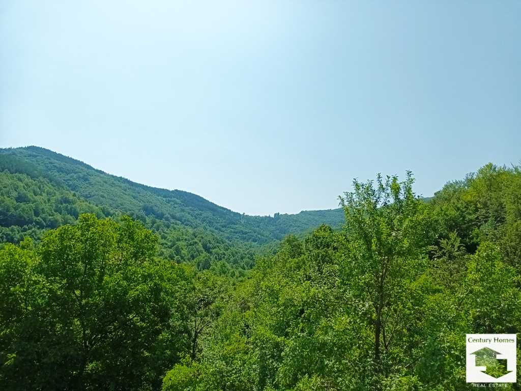 180056 Реновирана къща с 3 спални в живописното село Креслювци