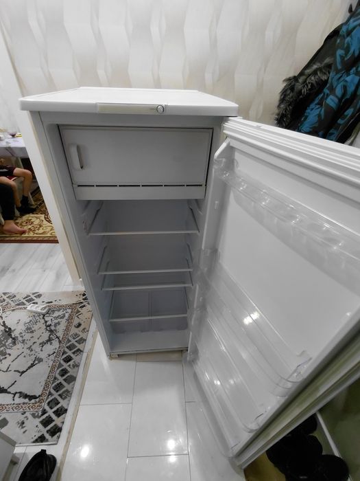 Продам  холодильник