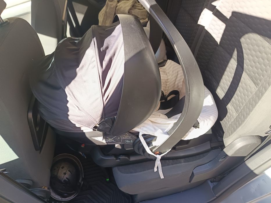 Be Safe база и столче за новородено