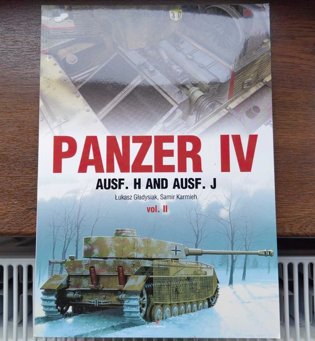 Kagero FS-0022-EN Panzerkampfwagen IV Ausf. H and Ausf. J. Vol. II