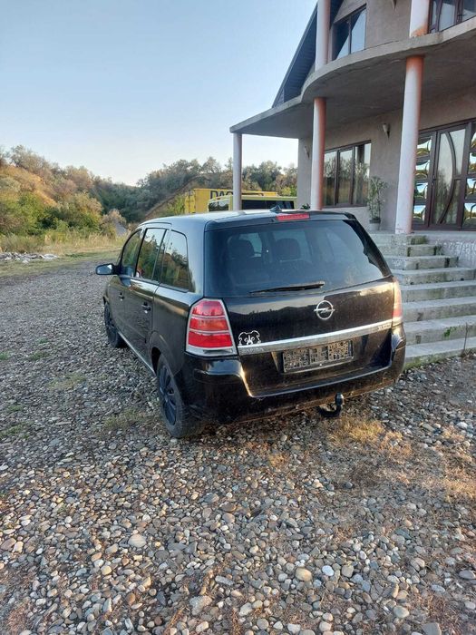 OPEL Zafira B 7 locuri 08.2006 1.9CDTi 120 CP E4 6 trepte AC Navi
