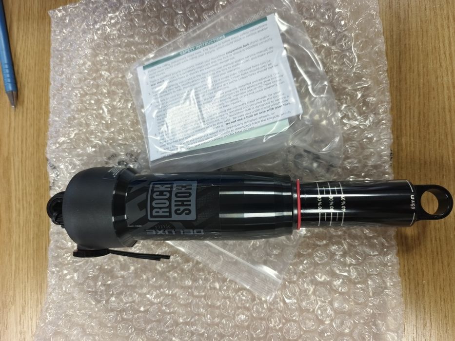 НОВ амортесьор/шок RockShox Deluxe Select Rear Shock DebonAir 230x65mm