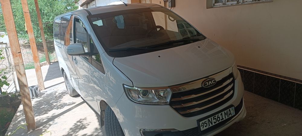 Jac m3 8местолик