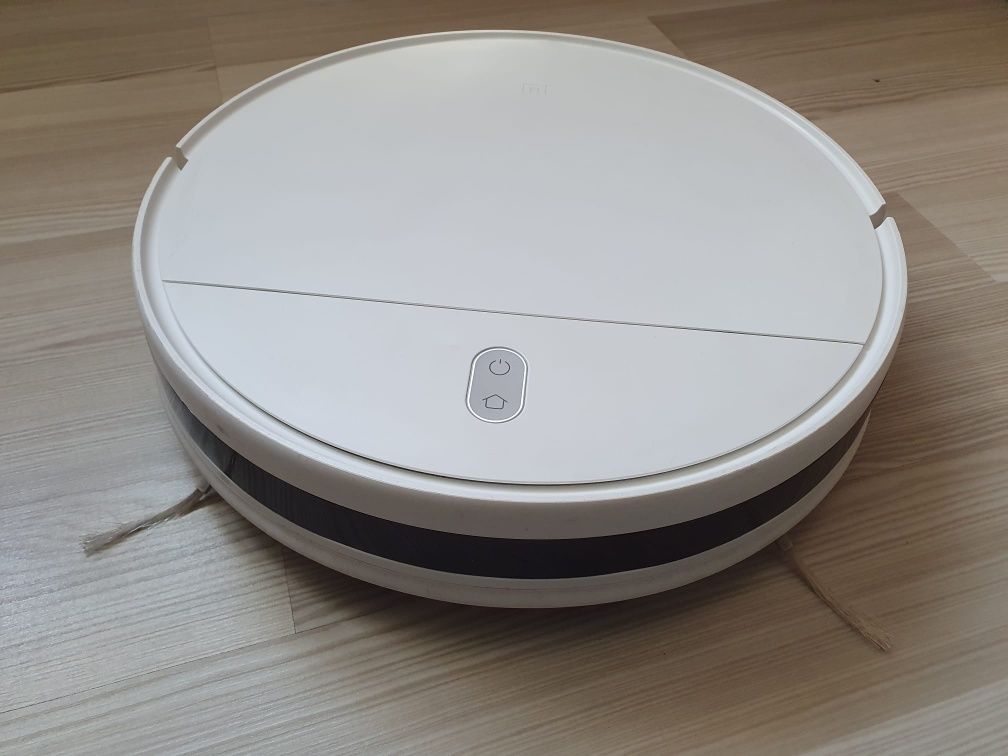 Aspirator_Robot Xiaomi MI Vacuum-mop Essential lipsă încărcător