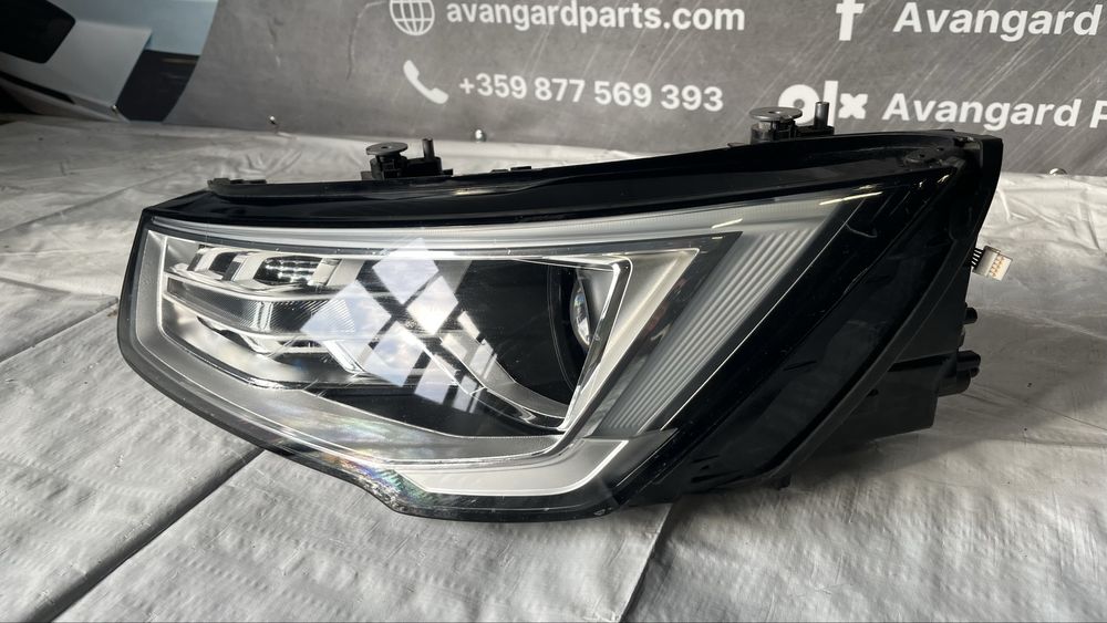 Десен и ляв фар Audi A1 (2016-2018)