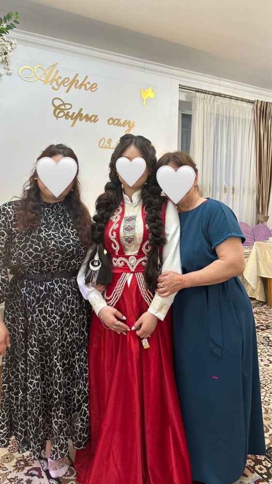 Платья на узату, сырга салу, в отличном состоянии, одевали один раз