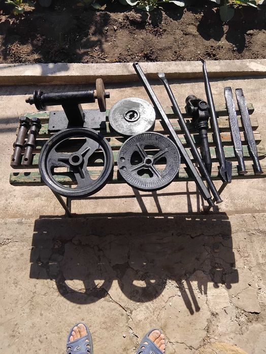 Продавам  разни части и артикули за селскостопански машини