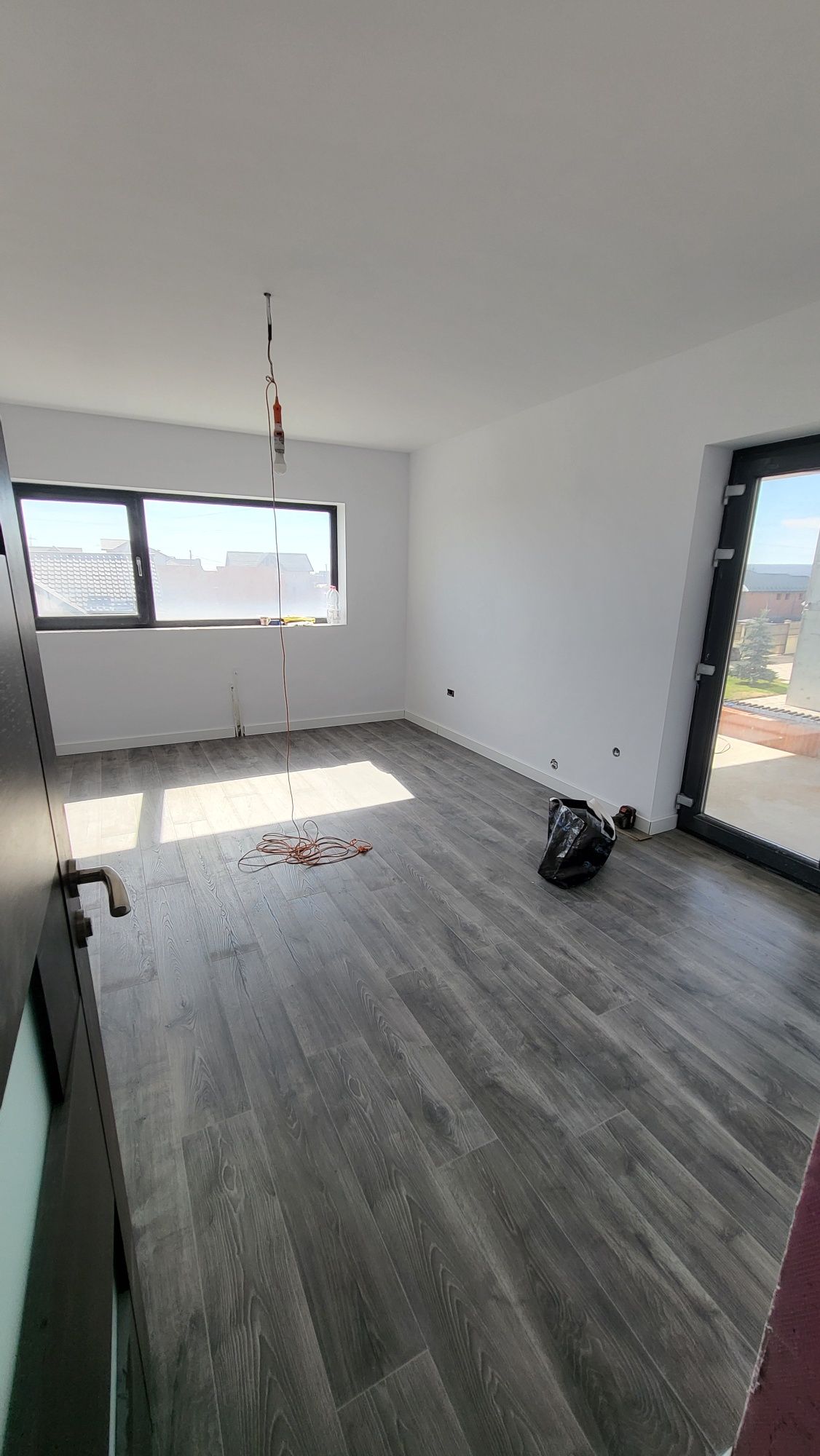 Meserias finisaje interioare ,renovari complete