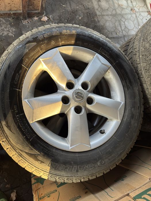 Продам диски с резиной