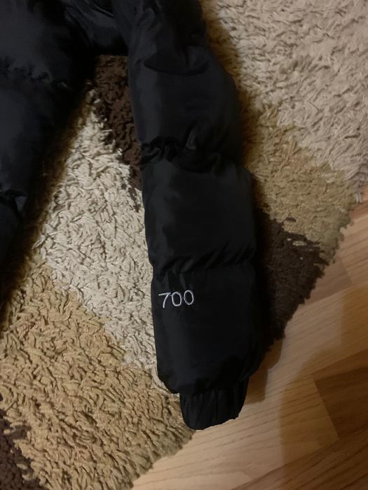Geaca puffer The North Face 700