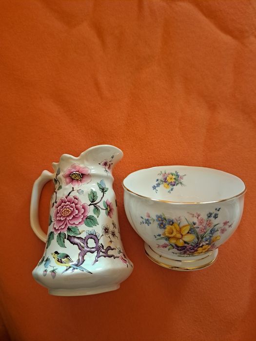 Малка каничка и захарничка