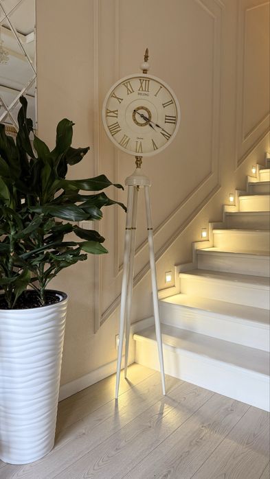 Стоячие часы новый