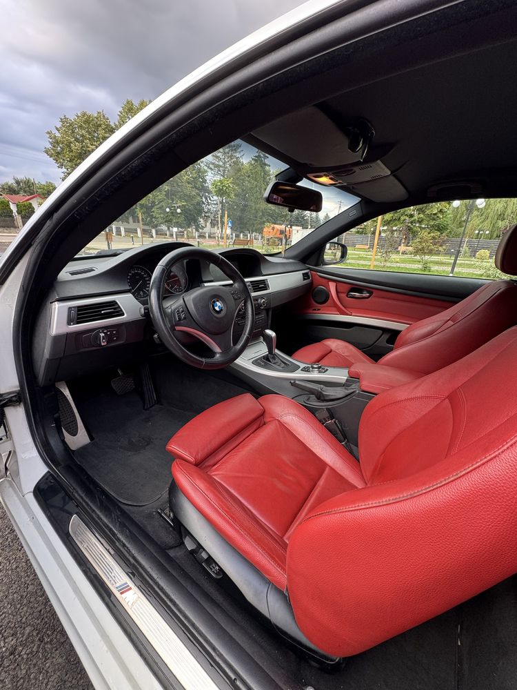 BMW E92 330D Facelift/M Paket/Bi-Xenon Automat