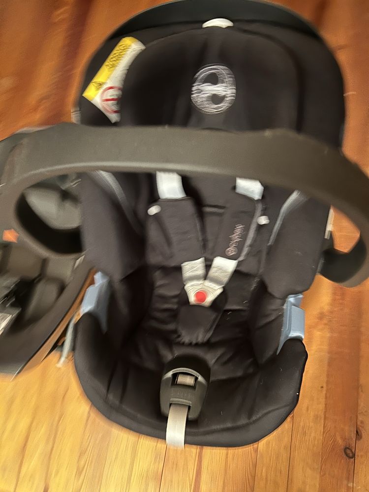 Кош за кола + адаптери за количка Cybex