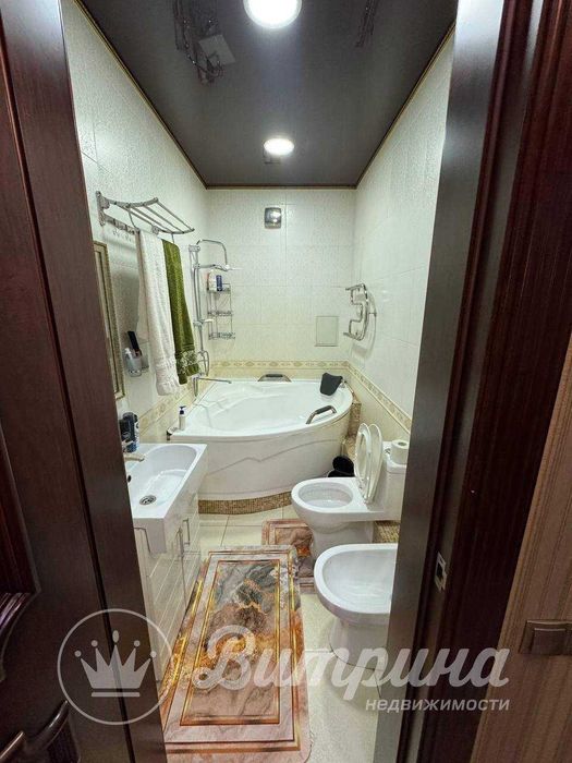 3 комнатная Мирабадский район Гостиница Россия