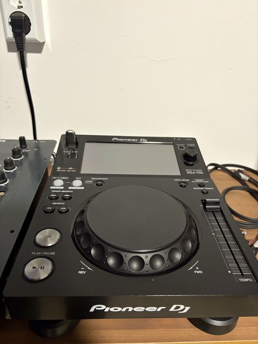 Pioneer DJ XDJ 700 (pereche) + Decksaver
